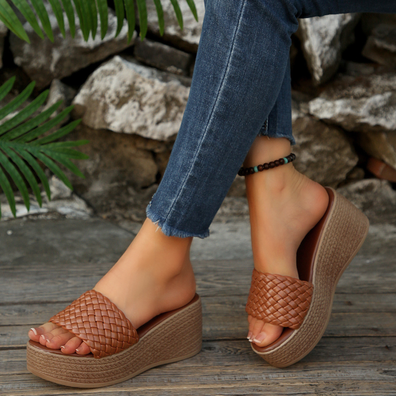 CHUNKY WOVEN PLATFORM SLIDE SANDALS